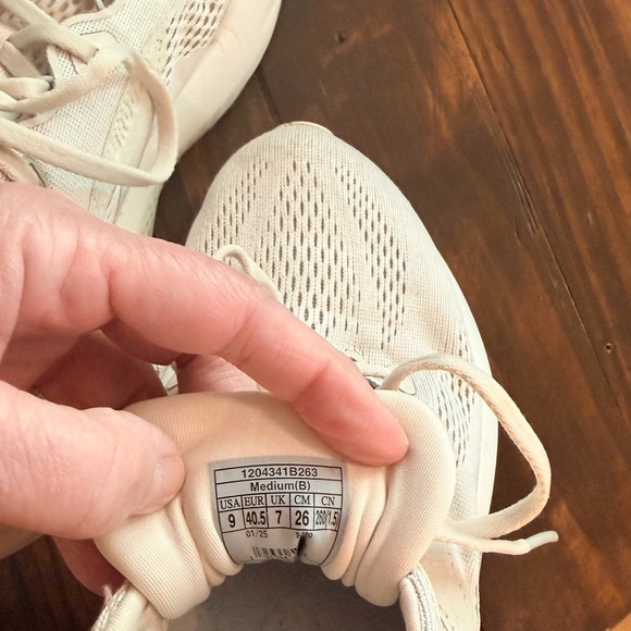 Brooks Women's Cream Glycerine 22 Running Shoes - Picture 4 of 6